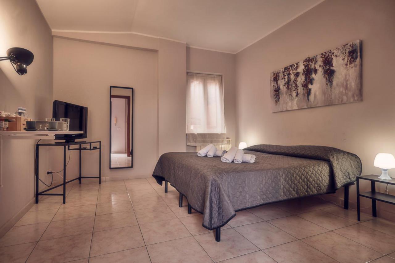 Travelershome Ciampino 170 Station Street Buitenkant foto
